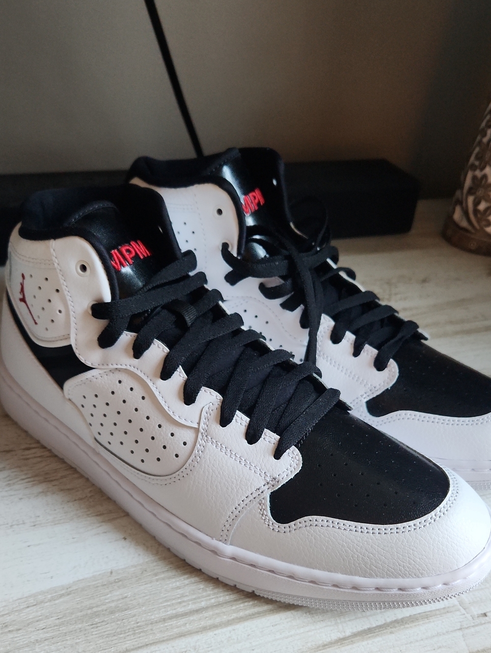 Jordan Men's New Size 12 High-Top Sneakers in White and Black